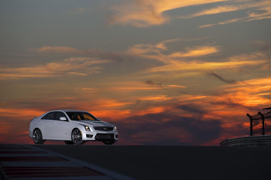  Cadillac ATS-V 2016 года  (NA) (фото 5 из 34)